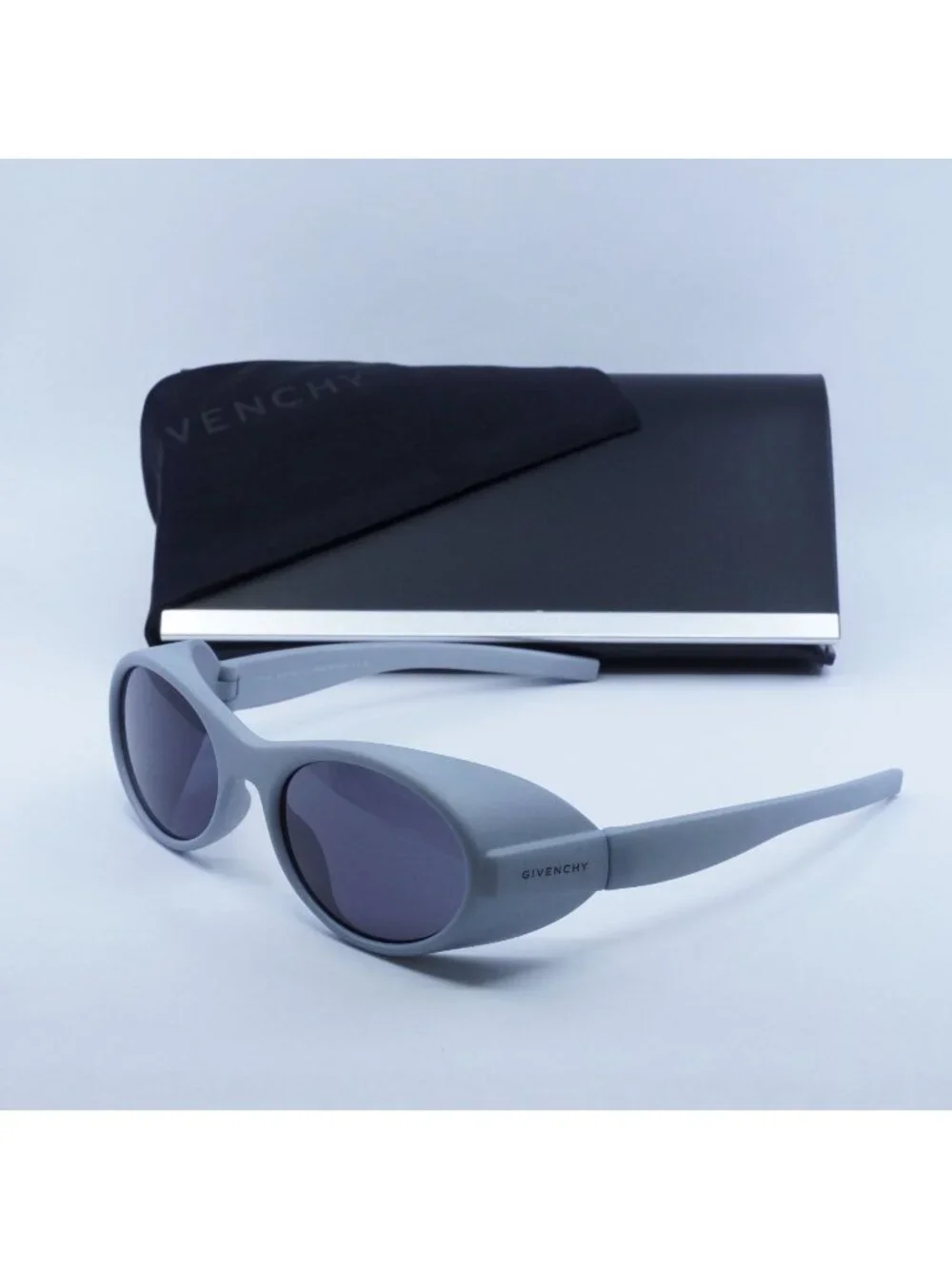 Exclusive Sale!! Givenchy GV40065I 20A Oval Sunglasses - Grey